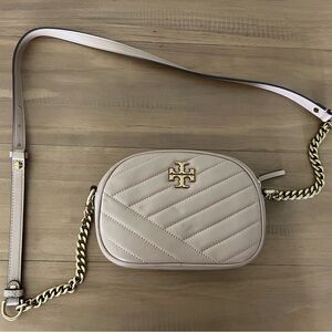**SOLD* Tory Burch Camera Bag